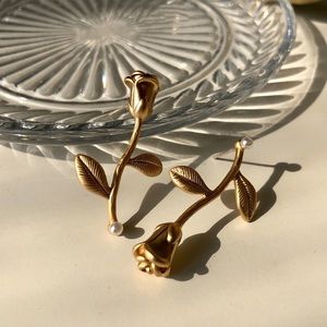 New Rose Earrings 14k Gold over 925 Silver Flower Beauty and Beast Earrings